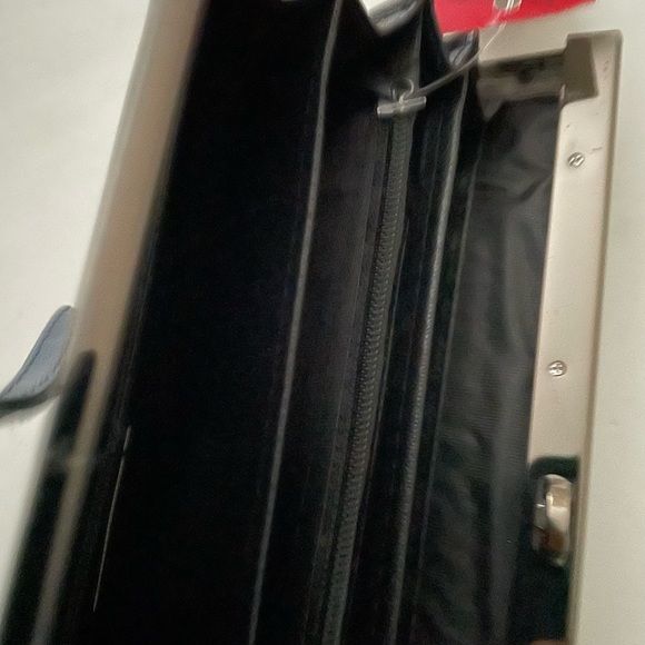 Ashburn Collection Wallet Clutch Brown Purse New 7 1/2" x 4" - Picture 6 of 6